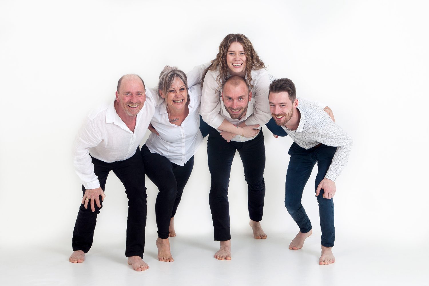 Famille complice en studio — Guy Arnaud